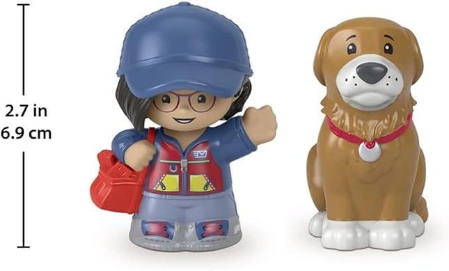 JUGUETE LITTLE PEOPLE FIGURE MAIL PERSON AND BROWN DOG