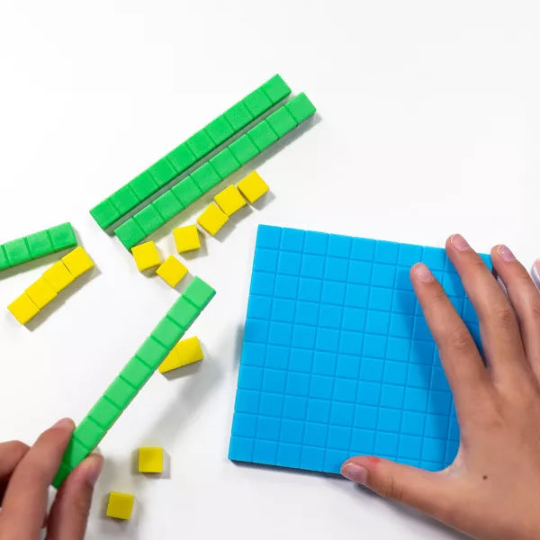 JUEGO MATHCUBES PLACE VALUES