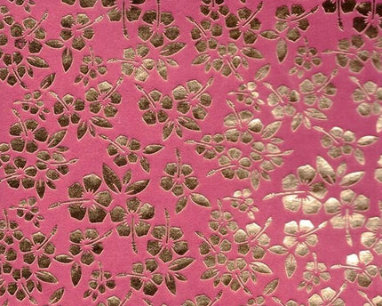 PAPEL DECORADO ROSADO FLORES DORADAS 22 X 29 PULG