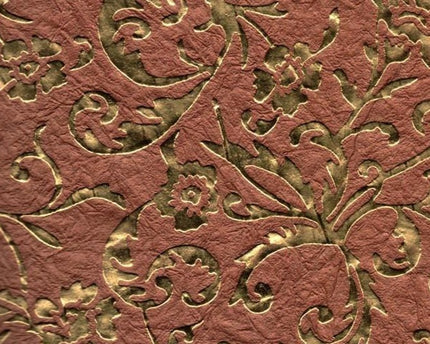 PAPEL DECORADO CAFE C/FLORES DORADO 22 X 29 PULG