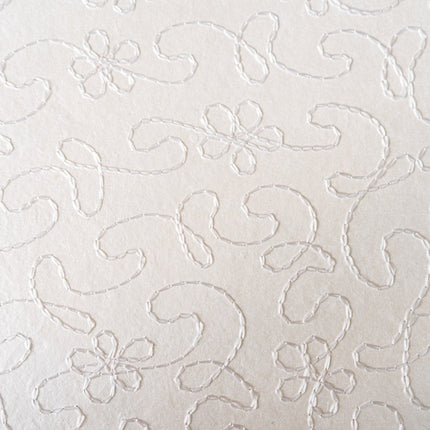 PAPEL ARTESANAL BLANCO BORDADO 22X29PULG