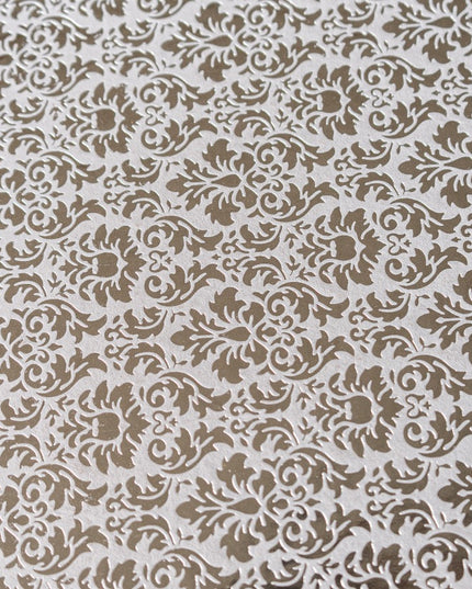 PAPEL DECORADO BLANCOC/HOJAS GRD PLATEAD 22 X 29 PULG