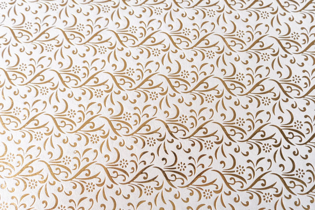 PAPEL ARTESANAL EMBOSADO CREMA DISEÑO DORADO 22X29PULG