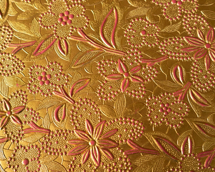 PAPEL ARTESANAL EMBOSADO ROJO DISEÑO FLORES 22X29PULG