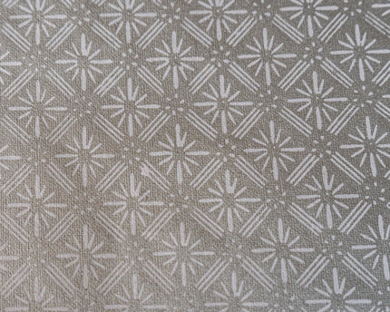 PAPEL DECORADO GRSI C/ESTREALLAS 22 X 29 PULG
