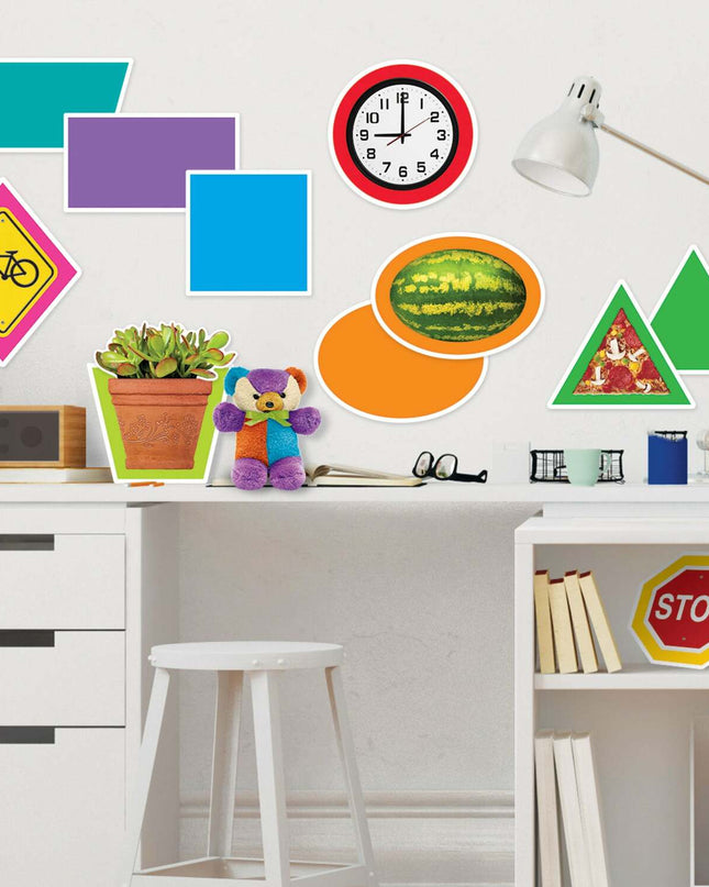 MINI BULLETIN  LEARNING SET SHAPES ALL AROUND US