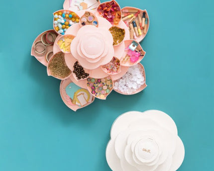 AMERICAN CRAFTS - MINI ALMACENAJE DE ESCRITORIO EN FORMA DE FLOR